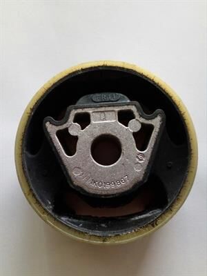 Volkswagen Golf 5 2004-2008 Model Arası Travers Takozu Alt İthal Ürün Lemförder Marka